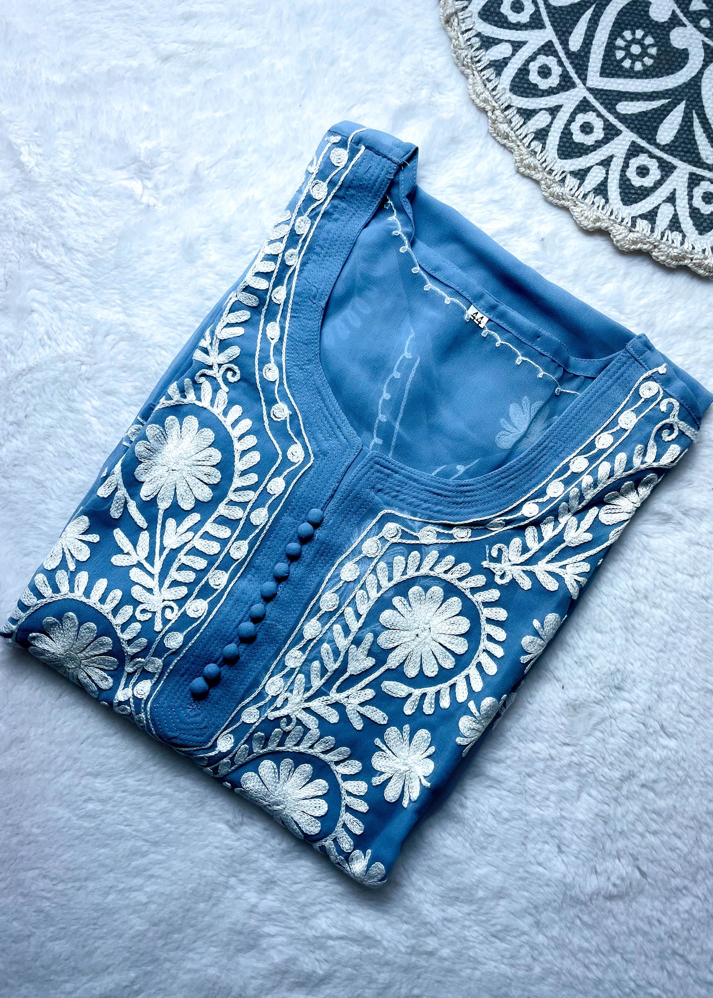 Chikankari Machine Embroidered Kurti – Effortless Chic & Everyday Elegance | Store Chikankari