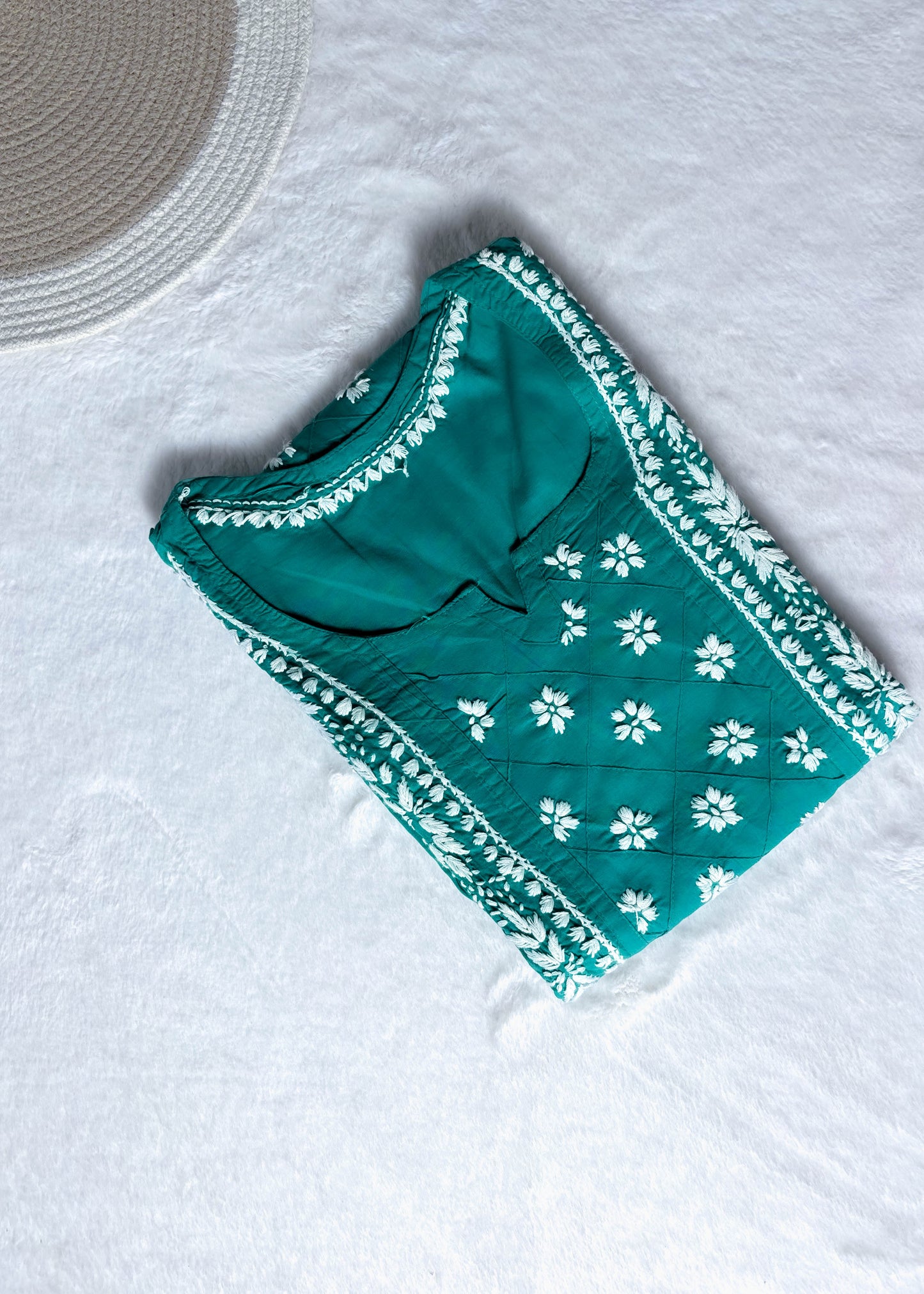 Elegant Center Panel Cotton Chikankari Kurta – Handcrafted Ethnic Grace | Store Chikankari