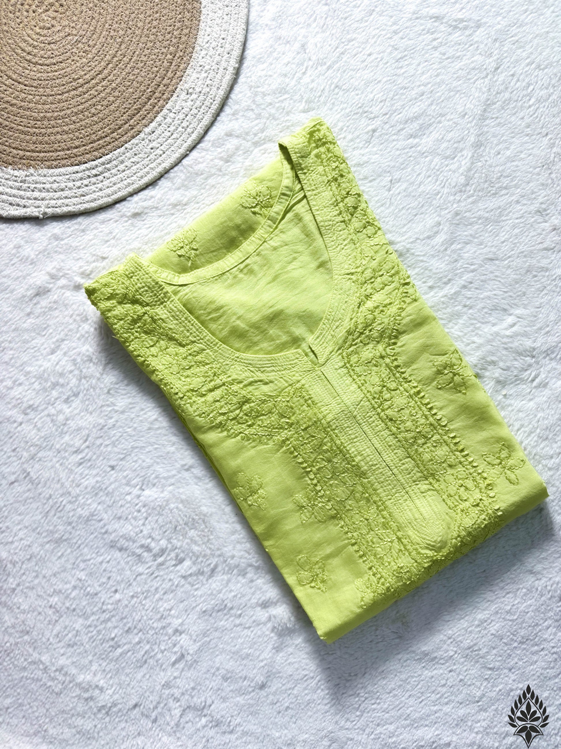 Chanderi Chikankari Buti Jaal Kurti – Handcrafted Elegance | Store Chikankari - Store Chikankari