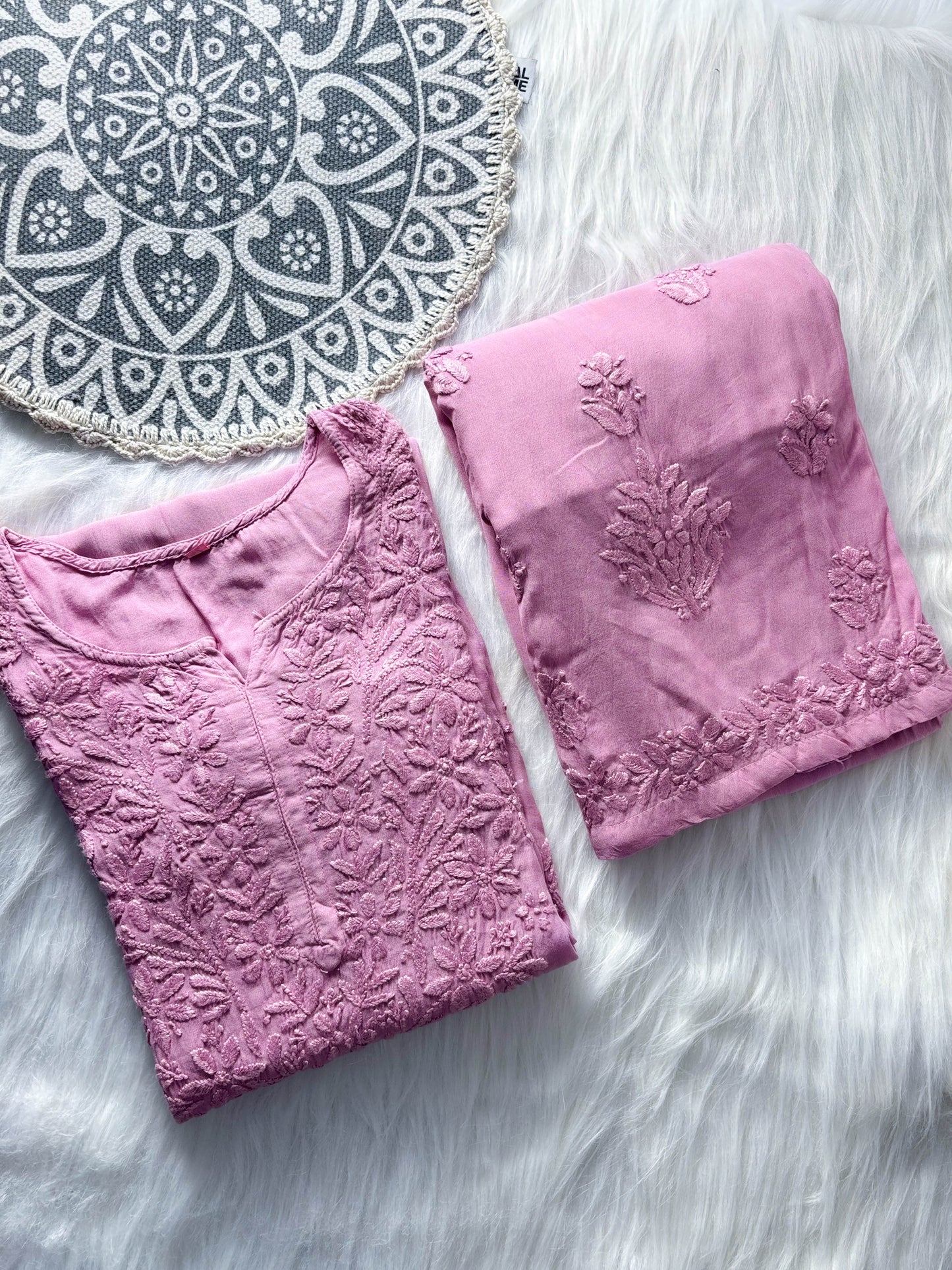 Chikankari Muslin Kurta Set – Intricate Embroidery & Effortless Elegance | Store Chikankari