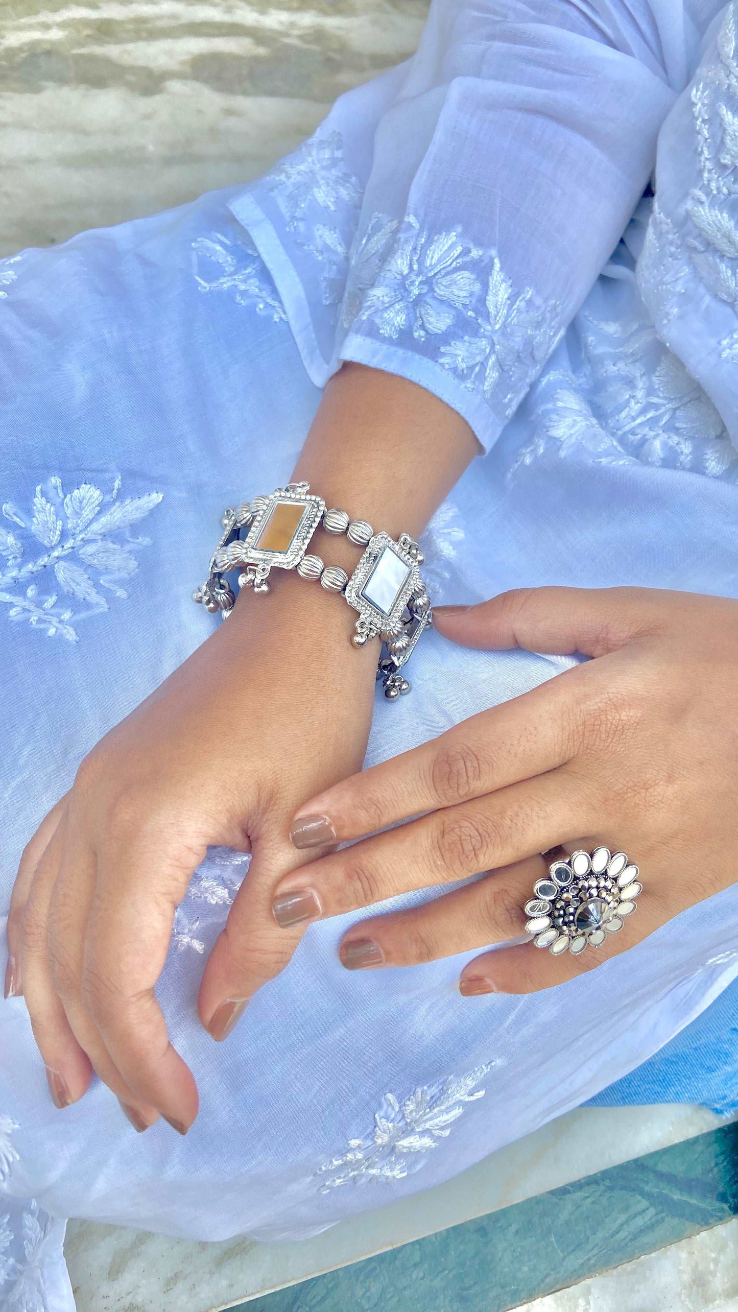 Elegant Oxidized Alloy Metal and Mirror Bangle: Trendy and Free Size