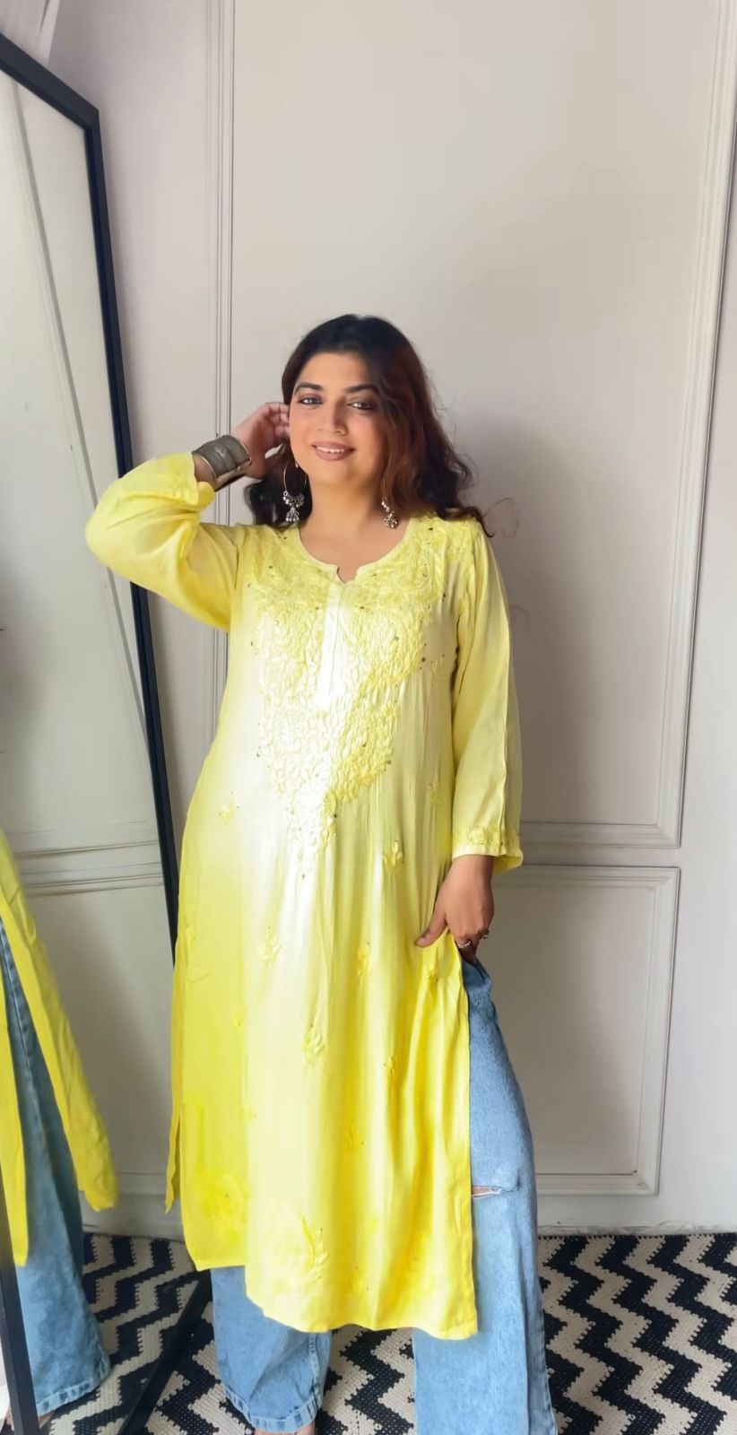 Saaz Rayon Chikankari Straight Kurta With Mukaish Work