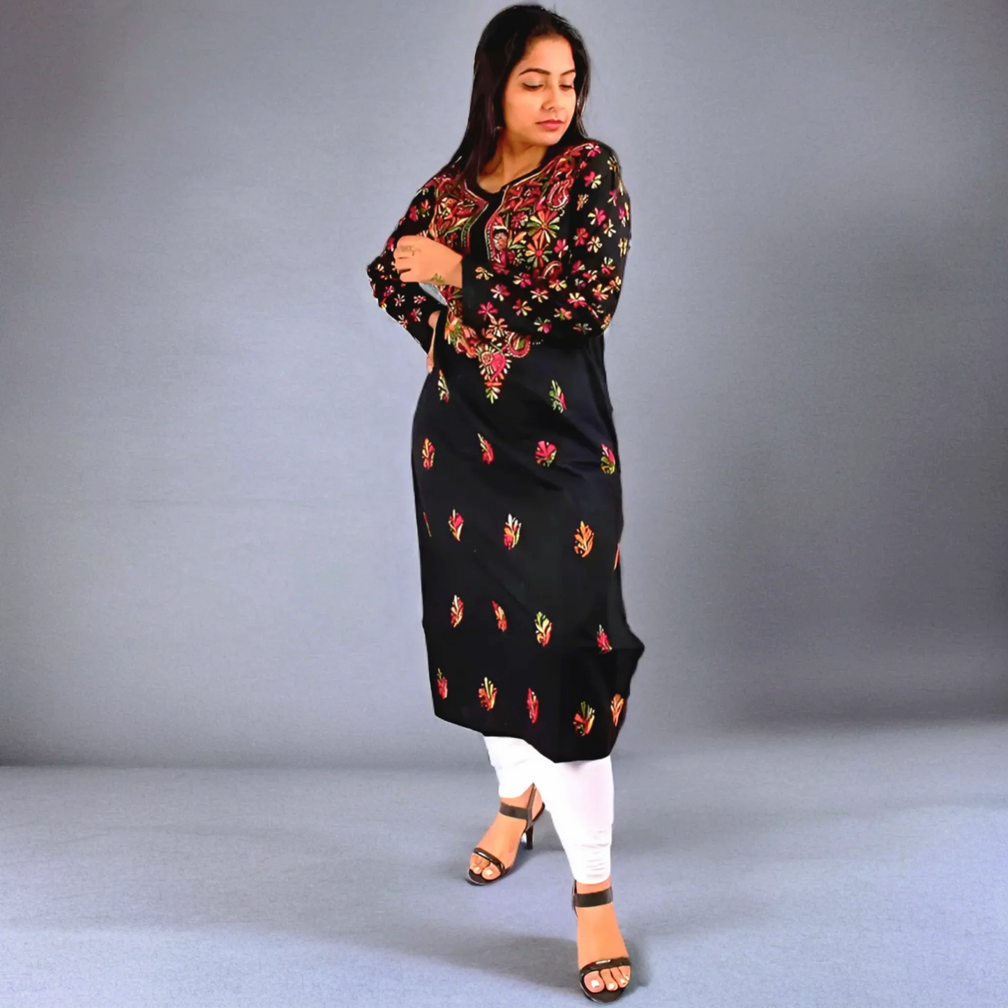 Gala Buti Midnight Floral Embroidered Kurti – Elegant Evening Ethnic Wear | Store Chikankari
