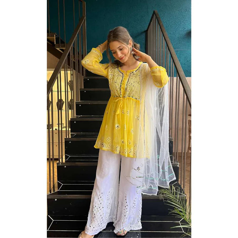 Naaz Short Gown Set