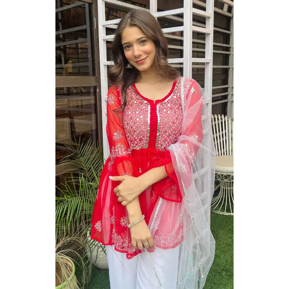 Naaz Short Gown Set