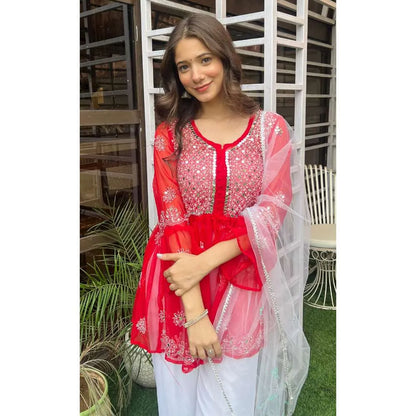 Naaz Short Gown Set