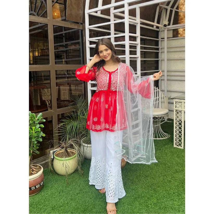 Naaz Short Gown Set