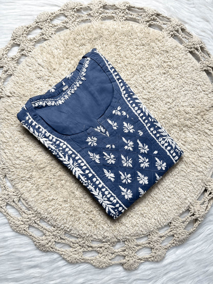Elegant Center Panel Cotton Chikankari Kurta – Handcrafted Ethnic Grace | Store Chikankari