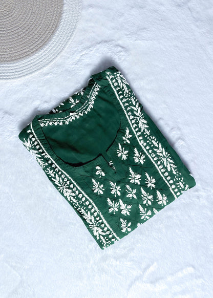 Elegant Center Panel Cotton Chikankari Kurta – Handcrafted Ethnic Grace | Store Chikankari