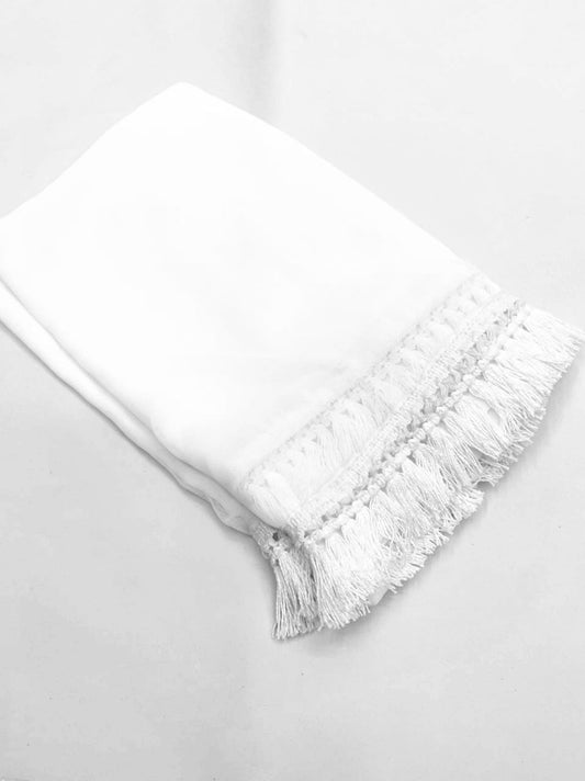 Store Chikankari's Plain White Georgette Duppatta with lace