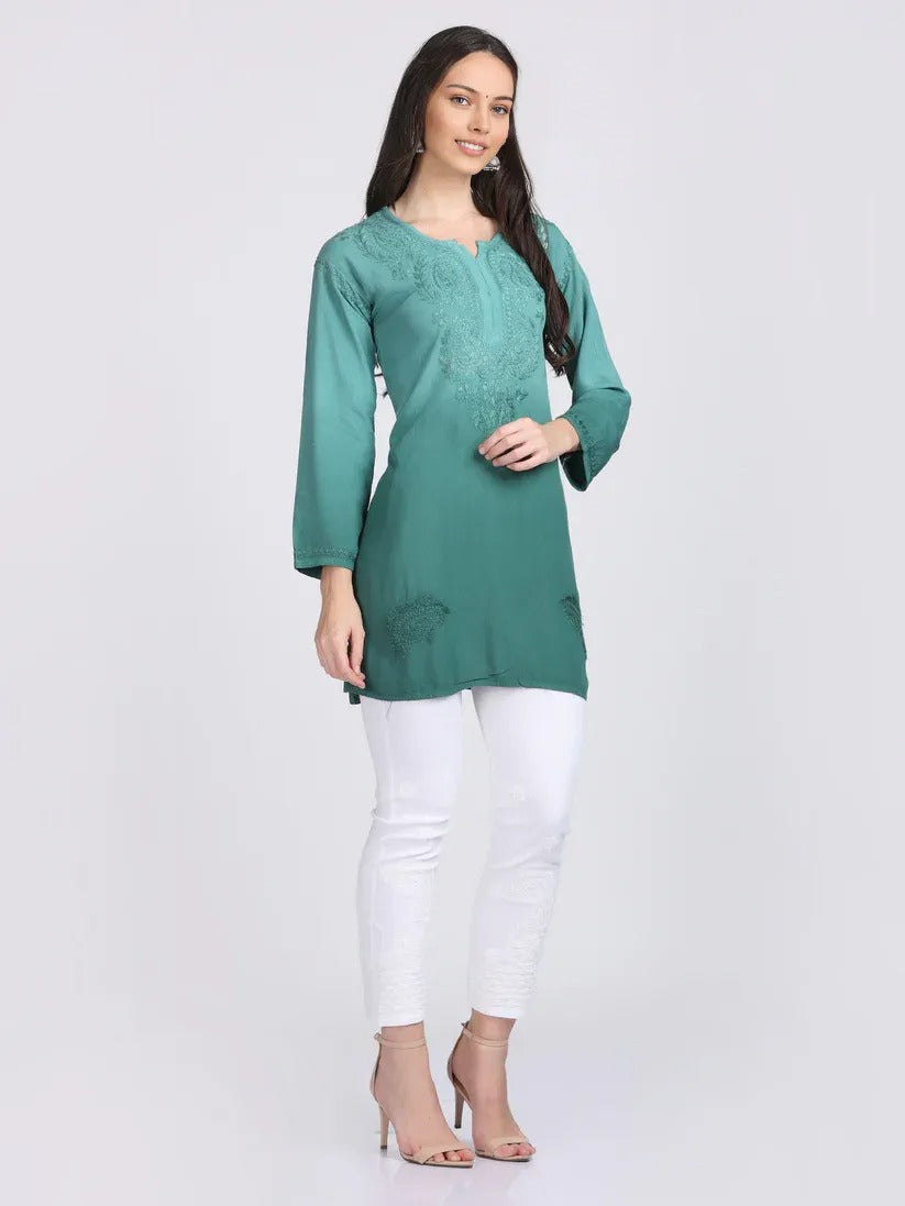 Ryon Ombe Short Top - Store Chikankari